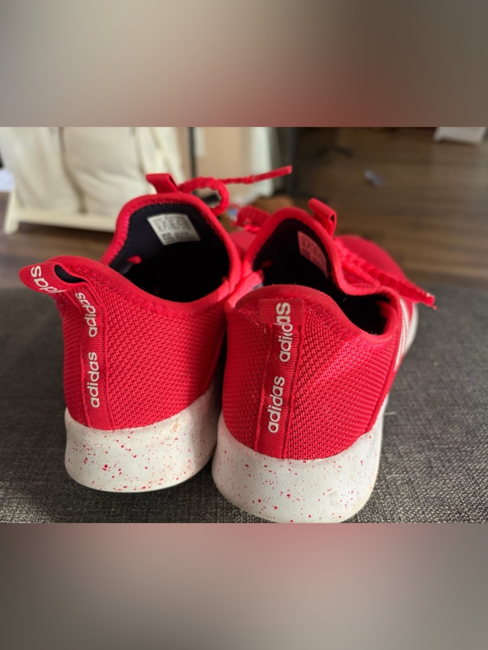 Women’s size 10 Adidas Tennis Shoes - Picture 4 of 5
